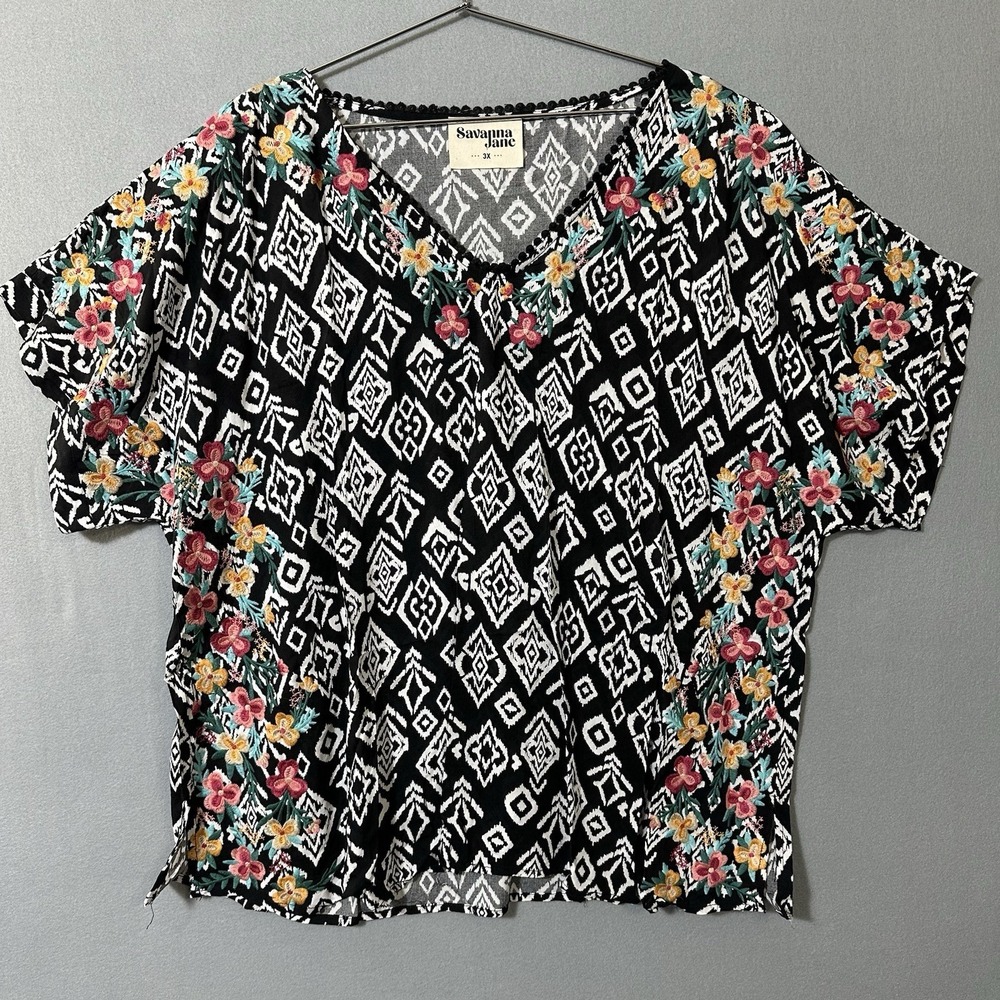 Savanna Jane Floral Embroidered Popover Top Short Sleeve Black Womens's 3X NWOT
